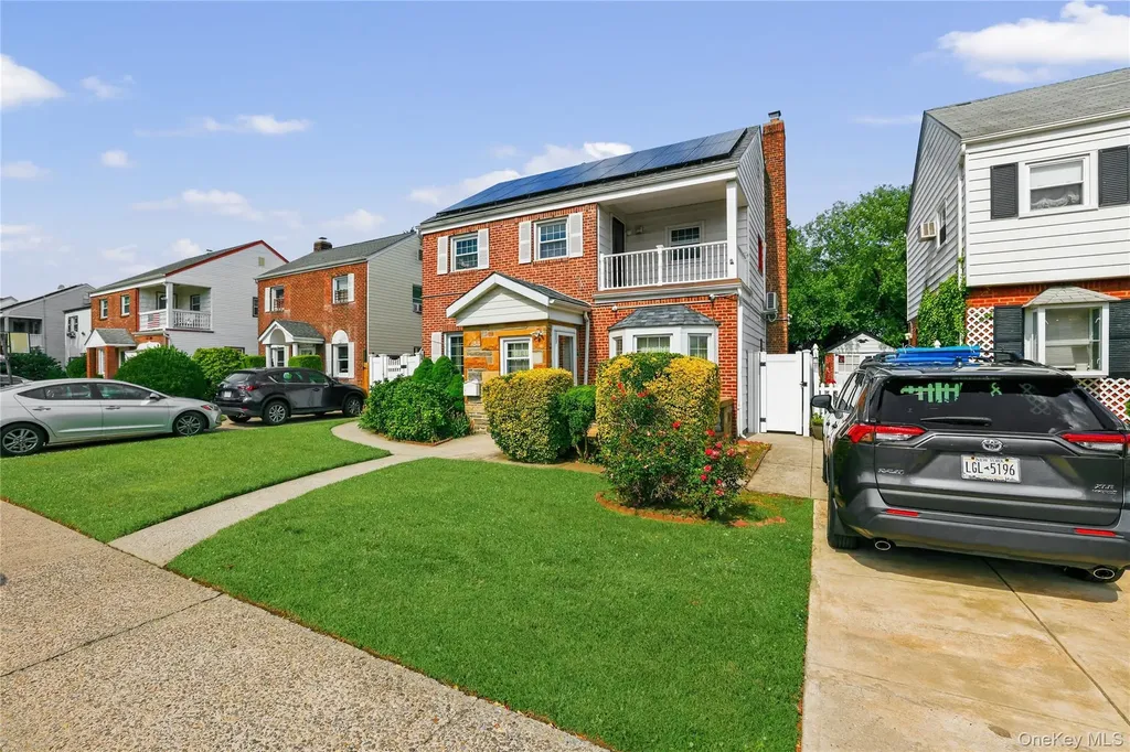 8339 252nd Street Bellerose NY 11426