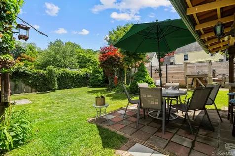 23 Underhill Place West Harrison NY 10604