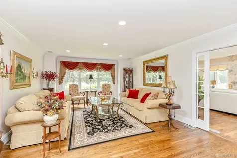 15 The Chase Saint James NY 11780