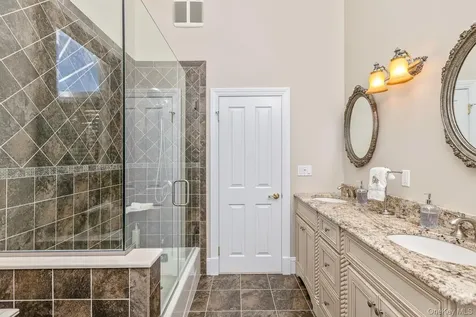 15 The Chase Saint James NY 11780