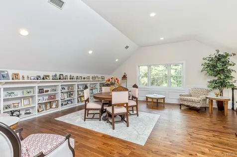 15 The Chase Saint James NY 11780
