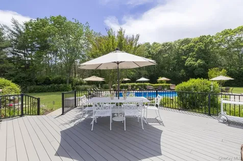 15 The Chase Saint James NY 11780