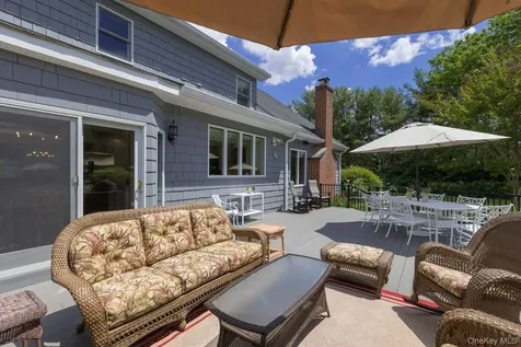 15 The Chase Saint James NY 11780