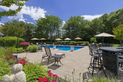 15 The Chase Saint James NY 11780