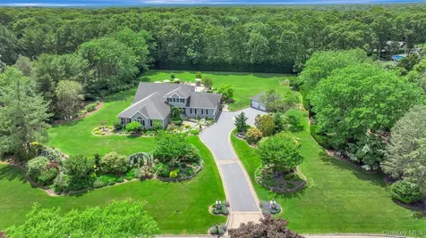 15 The Chase Saint James NY 11780