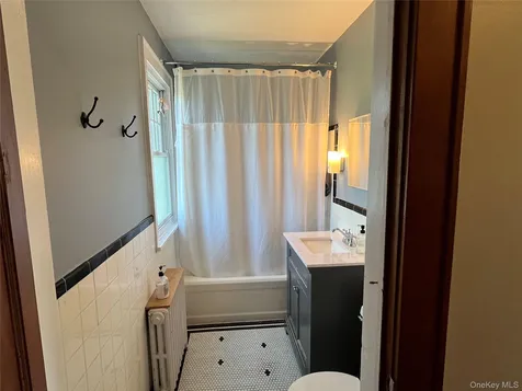 10 Vine Street Beacon NY 12508