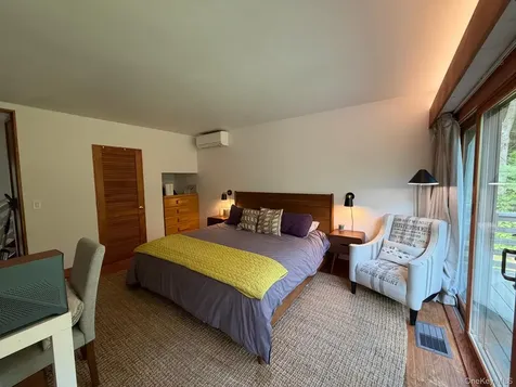 78 Shadom Lane East Hampton NY 11937