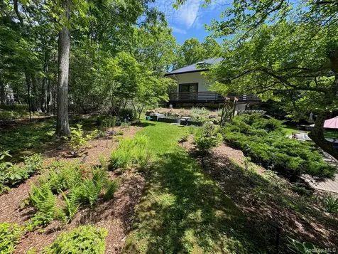78 Shadom Lane East Hampton NY 11937