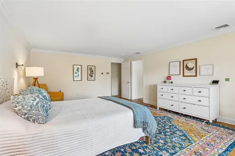 488 Strawtown Road West Nyack NY 10994