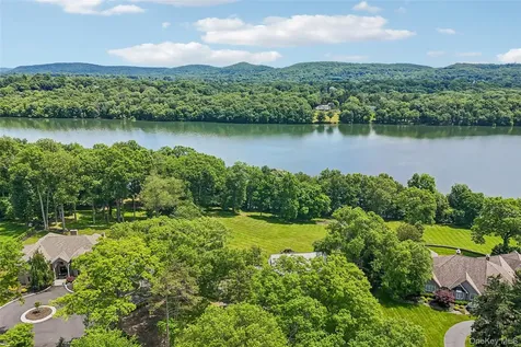 488 Strawtown Road West Nyack NY 10994