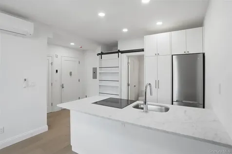 207 Main Street Beacon NY 12508