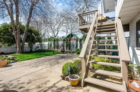 31 Regent Drive Lido Beach NY 11561