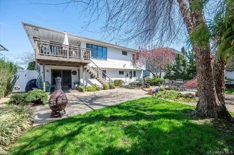 31 Regent Drive Lido Beach NY 11561