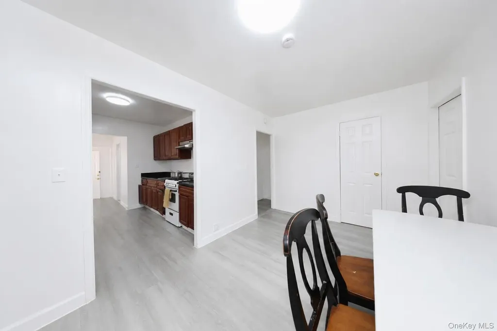 33 Avenue U Brooklyn NY 11223