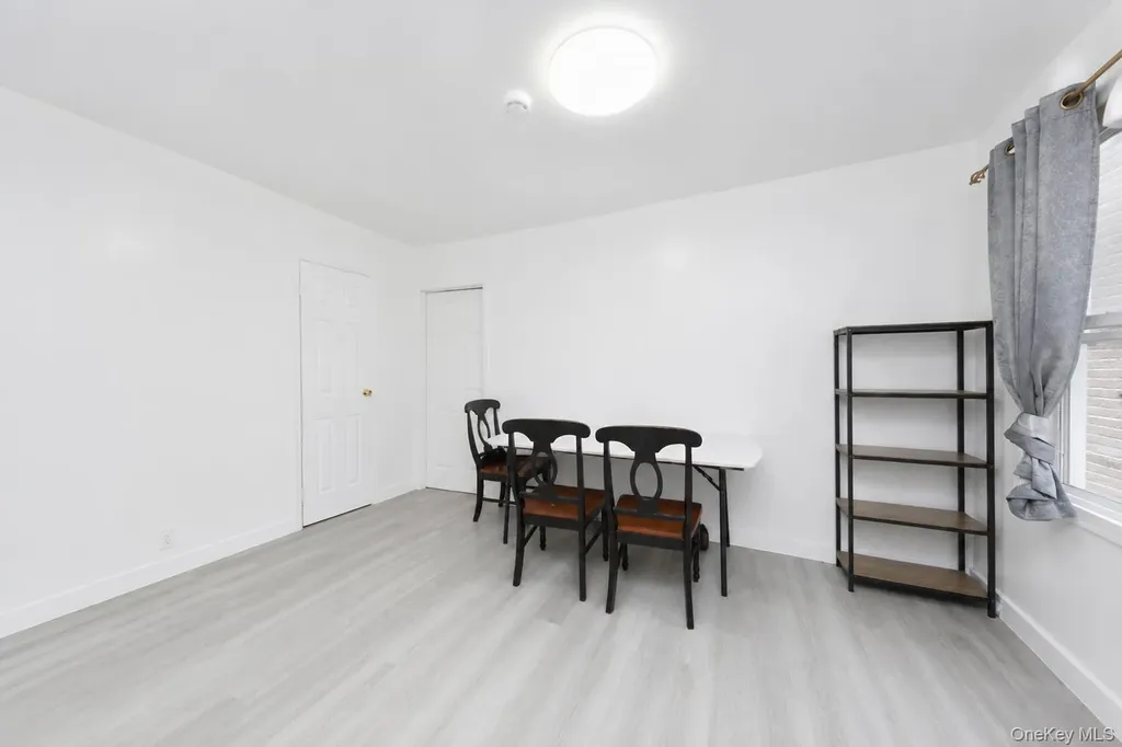 33 Avenue U Brooklyn NY 11223