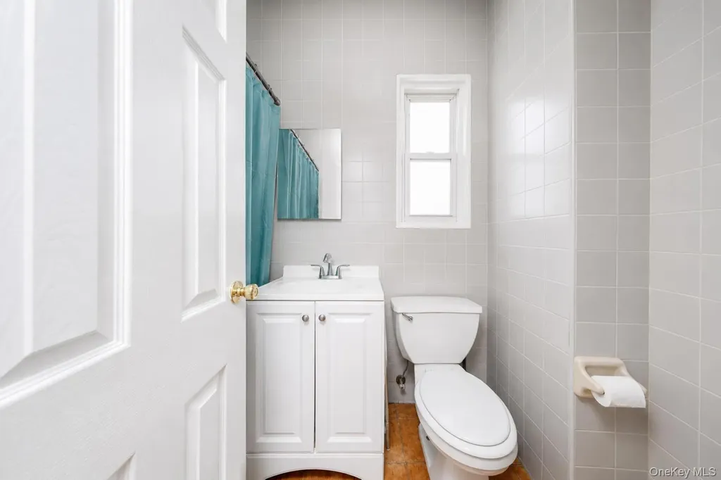 33 Avenue U Brooklyn NY 11223