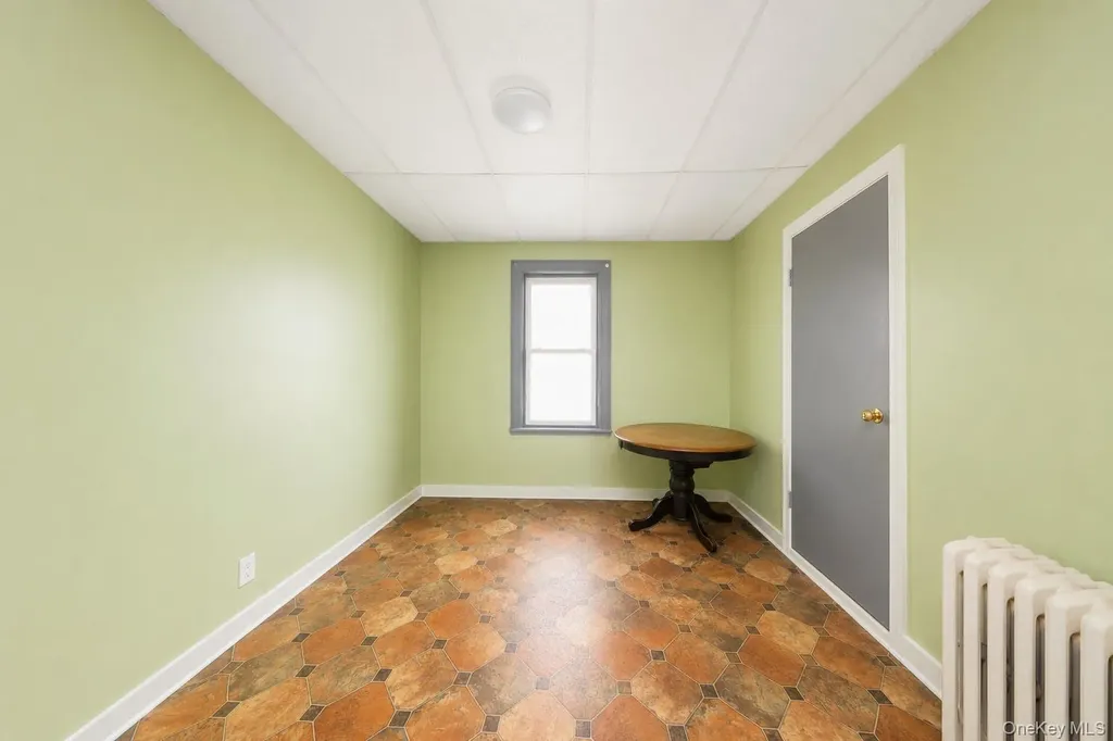 33 Avenue U Brooklyn NY 11223