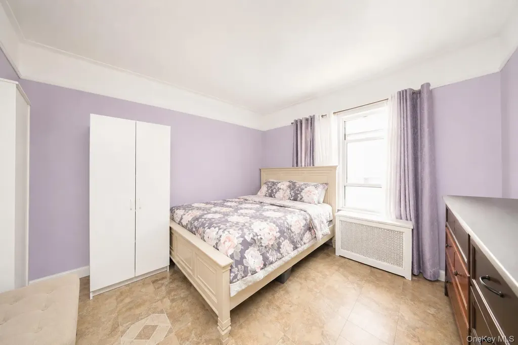 33 Avenue U Brooklyn NY 11223