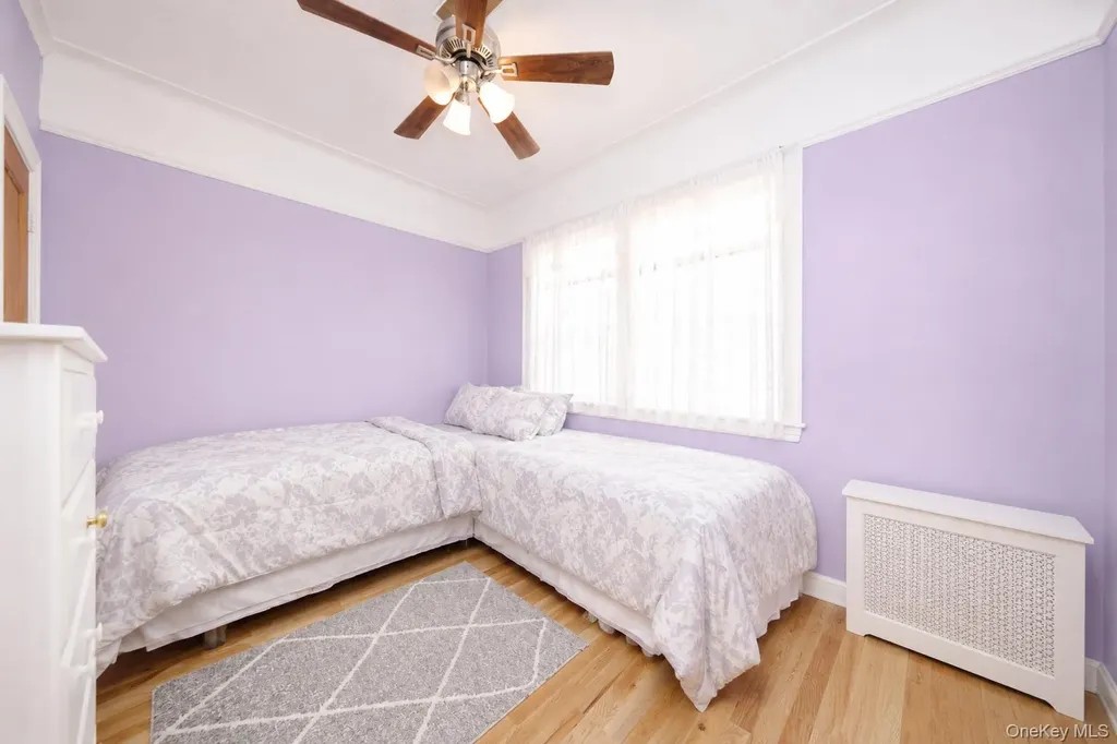 33 Avenue U Brooklyn NY 11223