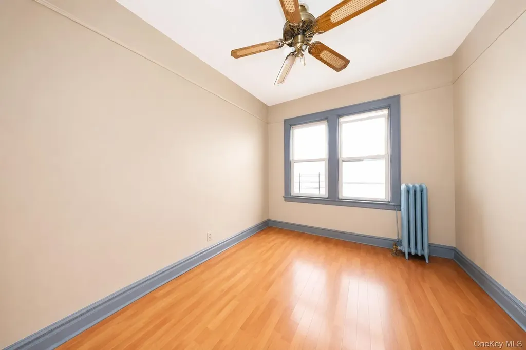 33 Avenue U Brooklyn NY 11223