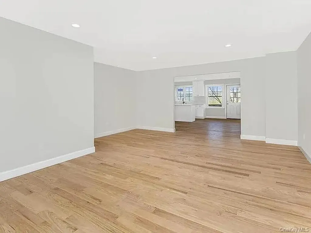 47 Lincoln Terrace Yonkers NY 10701