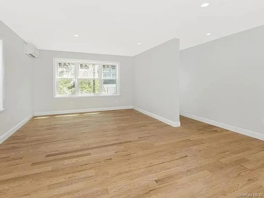 47 Lincoln Terrace Yonkers NY 10701