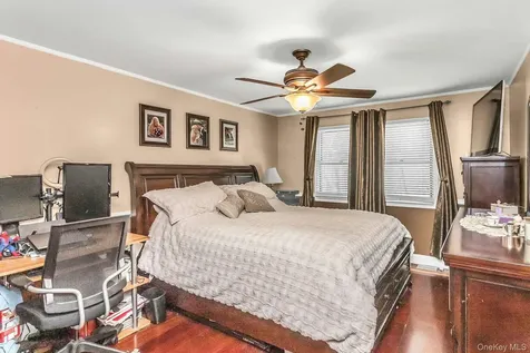173 N Kings Avenue Massapequa NY 11758