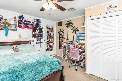 173 N Kings Avenue Massapequa NY 11758