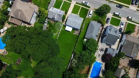 101 Spruce Avenue Bethpage NY 11714