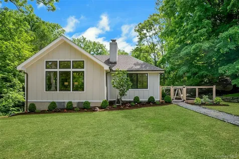 2 Banks Farm Road Bedford NY 10506