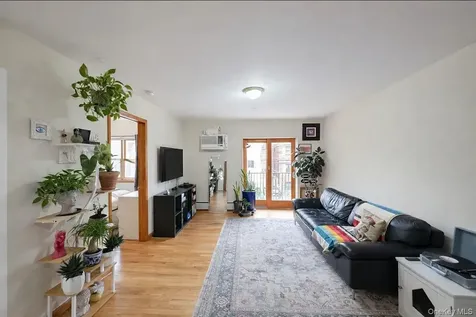 3018 23rd Street Astoria NY 11102