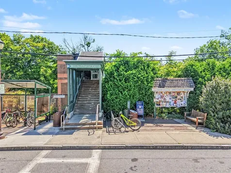 6 North Street Katonah NY 10536