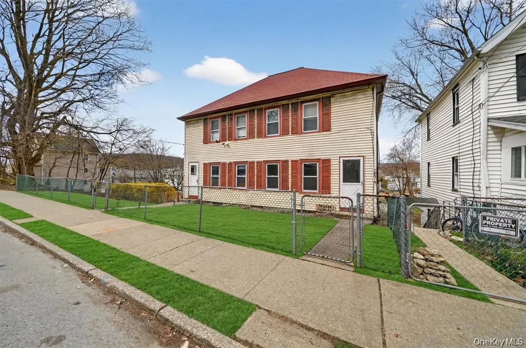 664-666 N Division Street Peekskill NY 10566