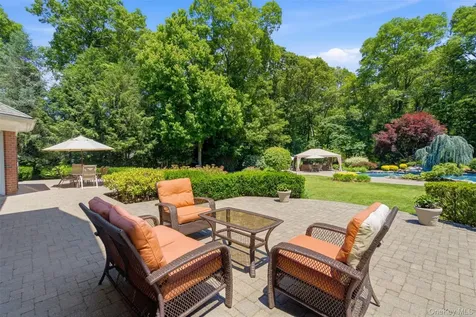 7 Fairway Court Upper Brookville NY 11771
