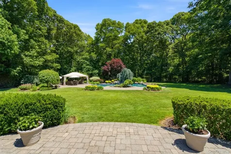 7 Fairway Court Upper Brookville NY 11771