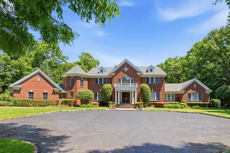 7 Fairway Court Upper Brookville NY 11771