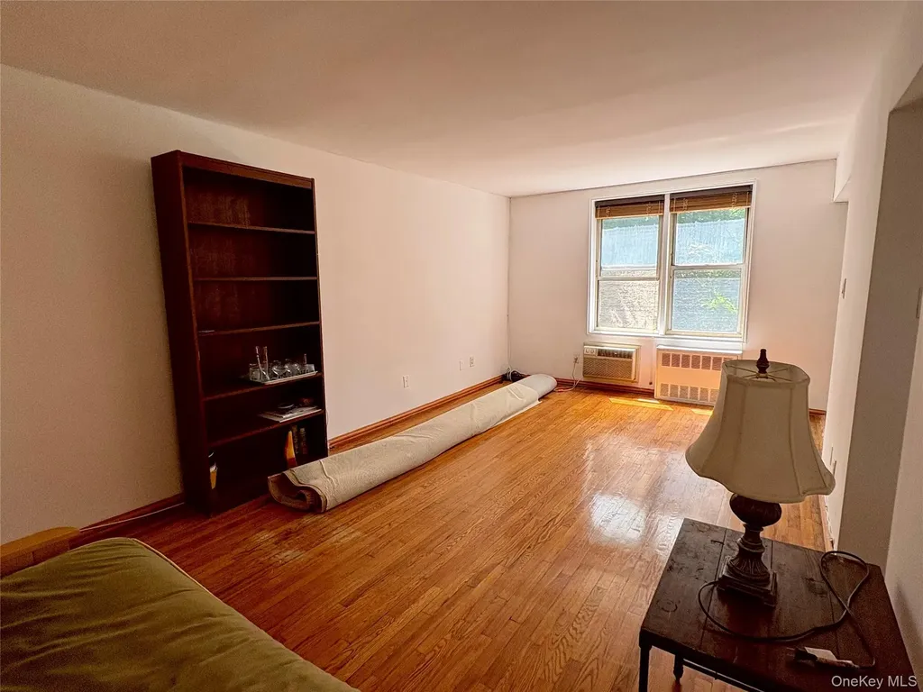 67-50 Thornton Place Forest Hills NY 11375