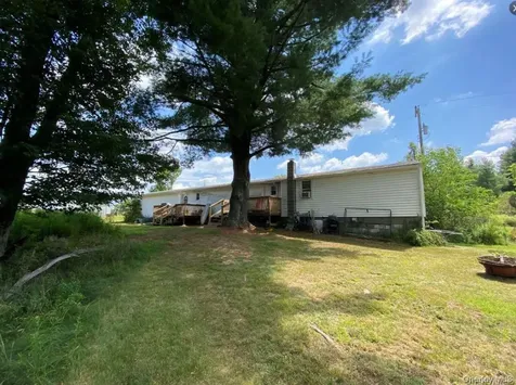 15 Bailey Lake Road Kiamesha Lake NY 12751