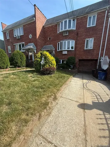 89-12 Desarc Road Ozone Park NY 11417