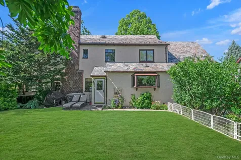 68 Beverly Road Great Neck NY 11021