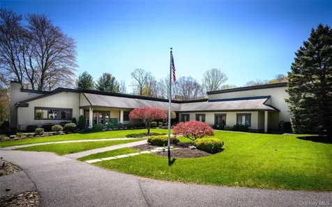 605 Heritage Hills Somers NY 10589