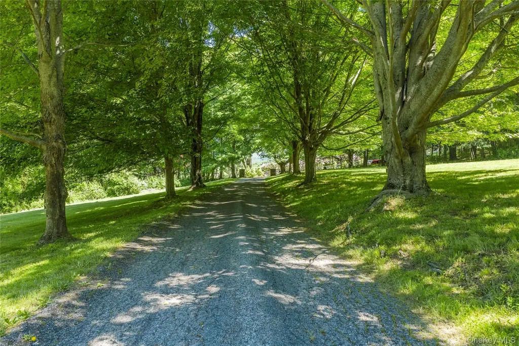 64 S Quaker Hill Road Pawling NY 12564