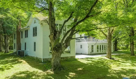 64 S Quaker Hill Road Pawling NY 12564