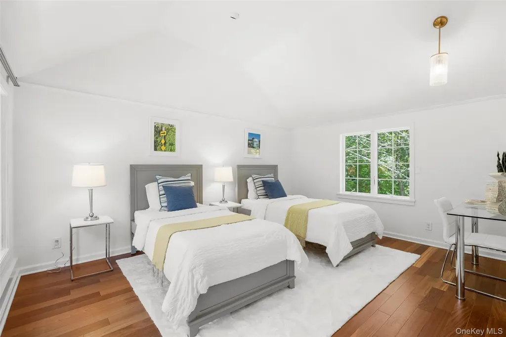 125 Saxon Woods Road White Plains NY 10605