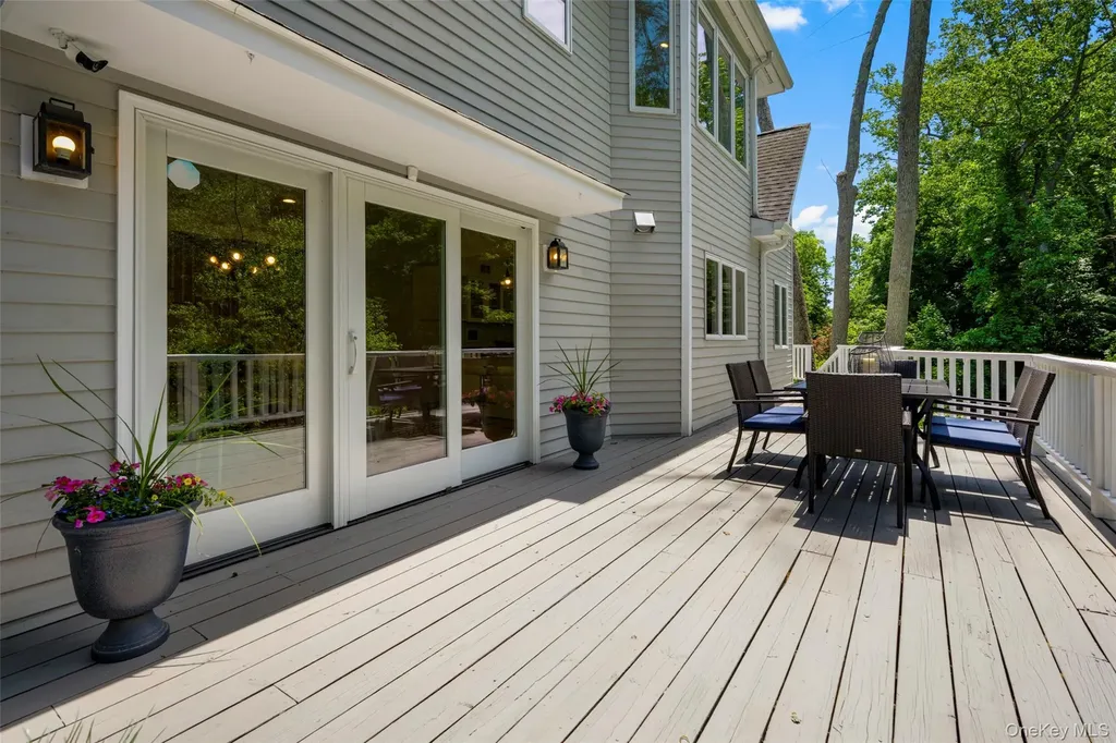 125 Saxon Woods Road White Plains NY 10605