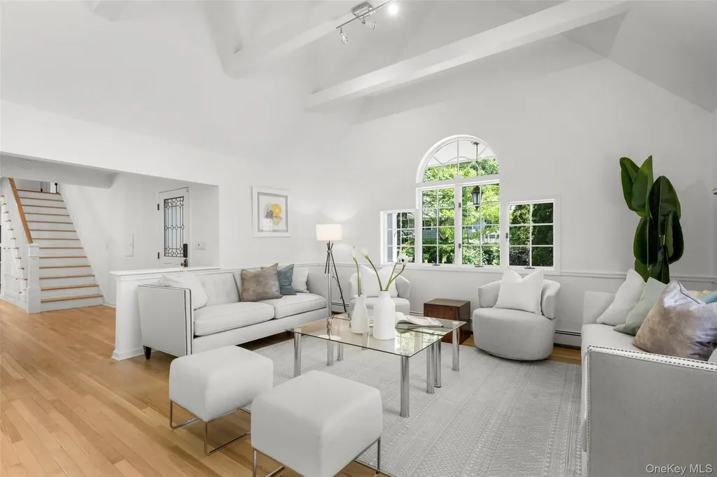 125 Saxon Woods Road White Plains NY 10605