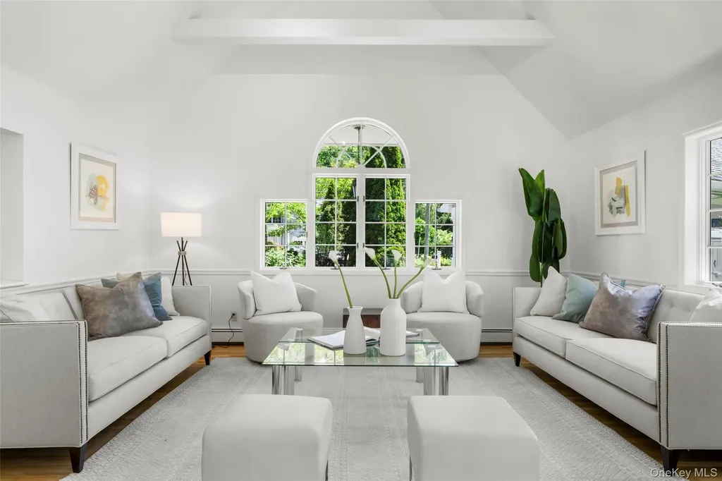 125 Saxon Woods Road White Plains NY 10605