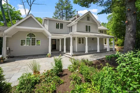 125 Saxon Woods Road White Plains NY 10605