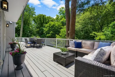 125 Saxon Woods Road White Plains NY 10605