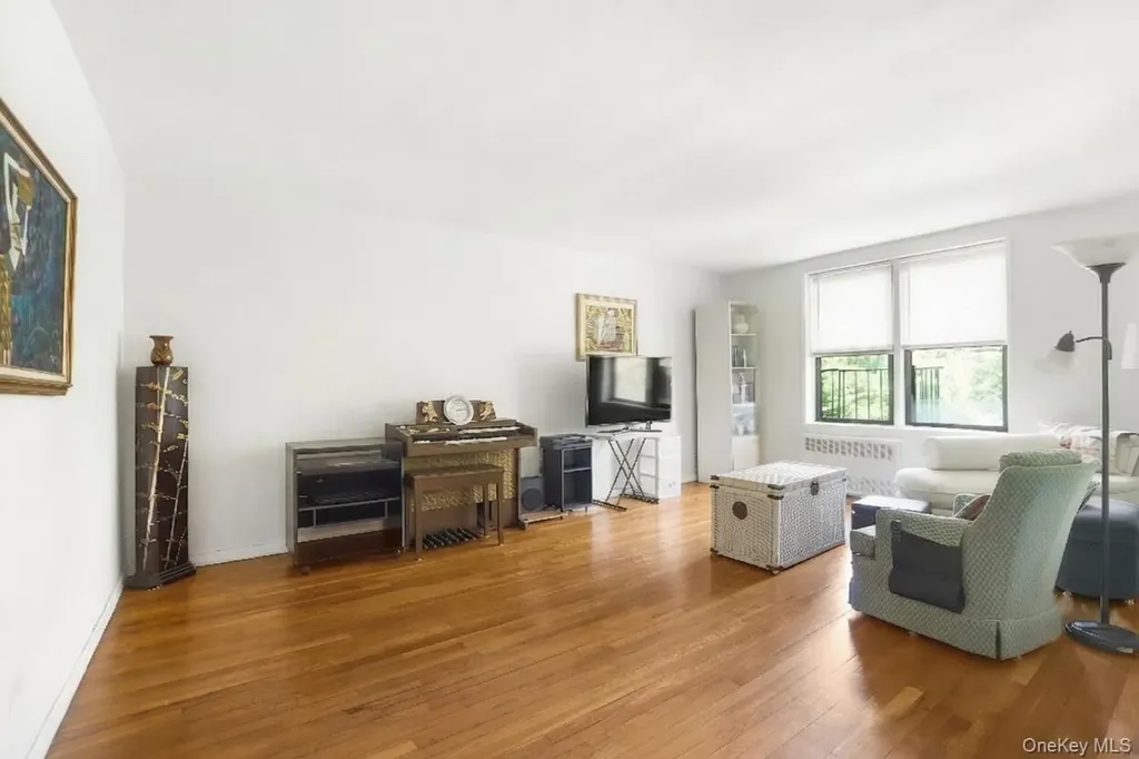 488 Ocean Parkway Brooklyn NY 11218